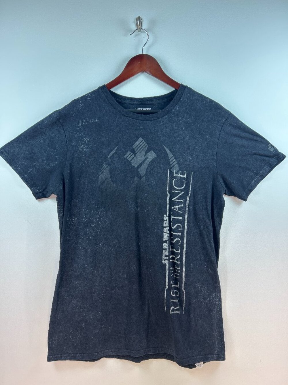 Star Wars Galaxy's Edge Rise of the Resistance Tee Sz L